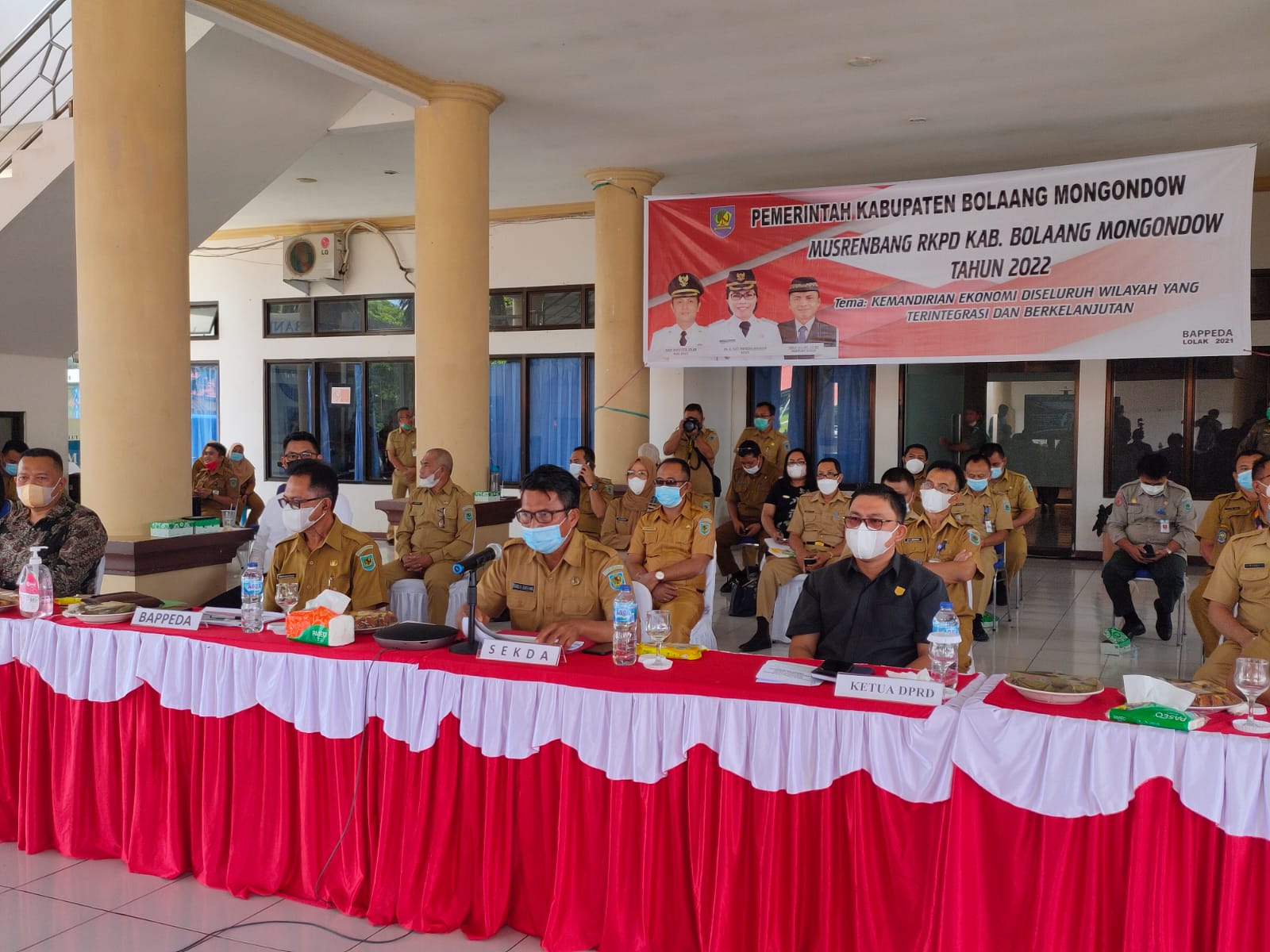 Suasana pelaksanaan Musrenbang RKPD tahun 2020 tingkat Kabupaten Bolmong, Senin (5/4).